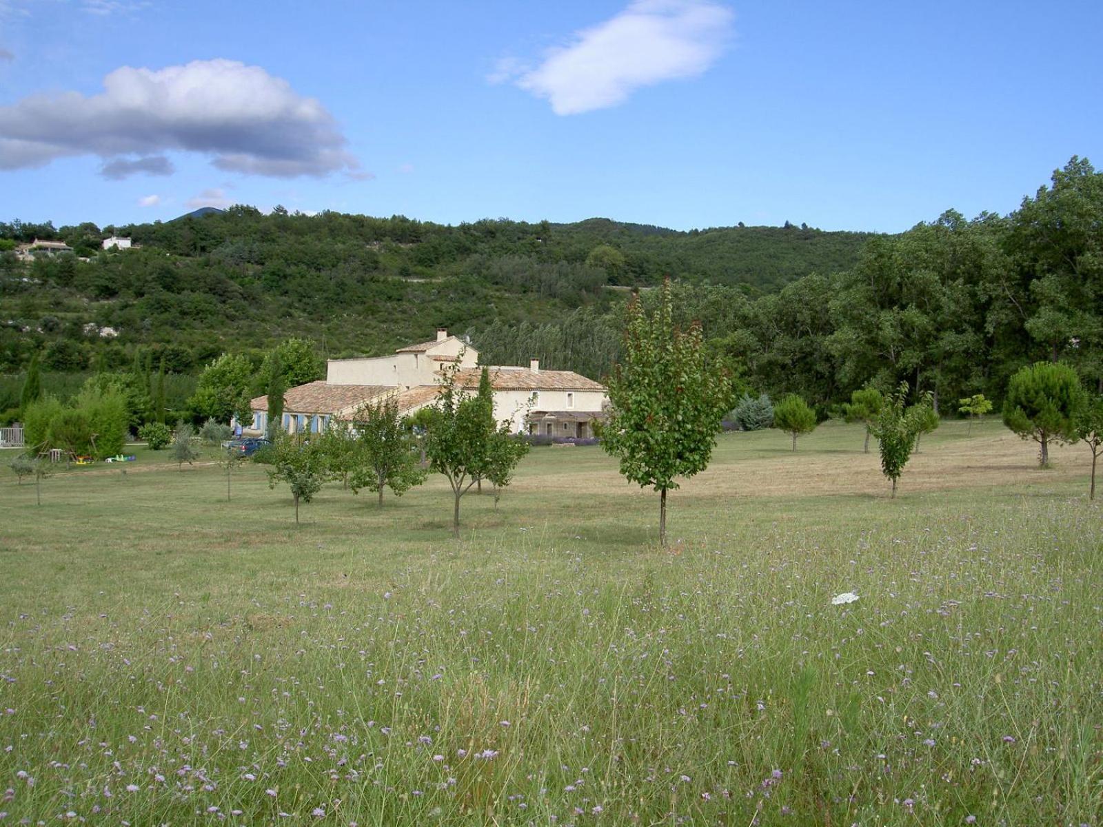 Gite Aux Tournesols มาโลแซน ภายนอก รูปภาพ